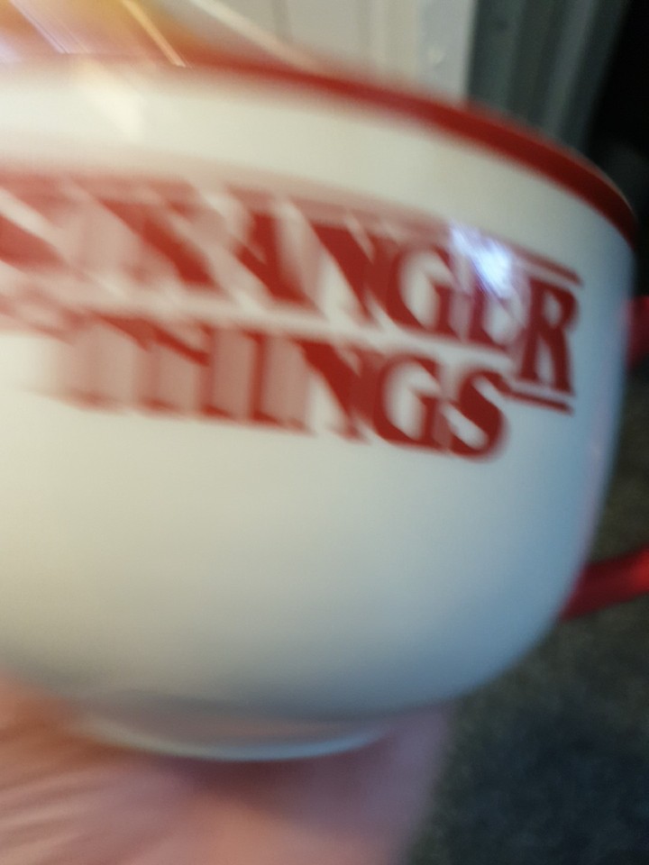 Mug StrangeR things Netflix - Rony Déco