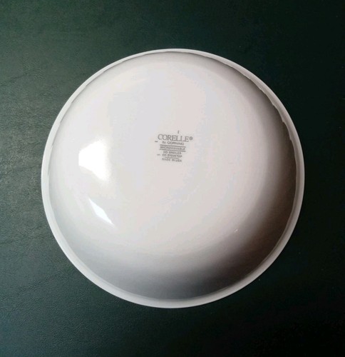 Corelle Callaway Ivy Swirl 8 1/2” Serving Vegetable Bowl Green Rim - Picture 4 of 5