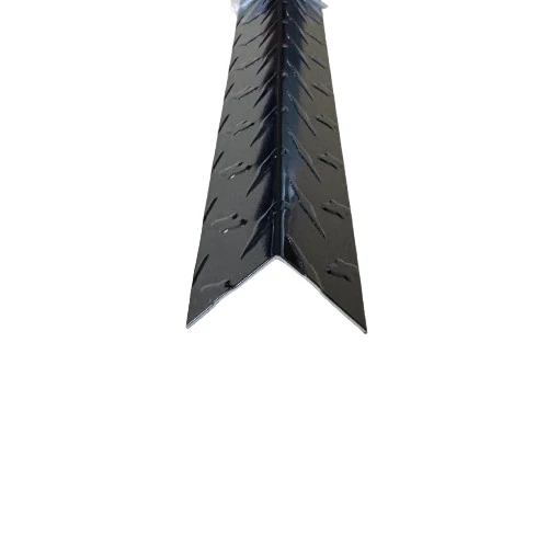 Placa de diamante de aluminio negro de 1,5" x 1,5" x 48" protector de esquina exterior de 0,050" de grosor Foto 2 de 2