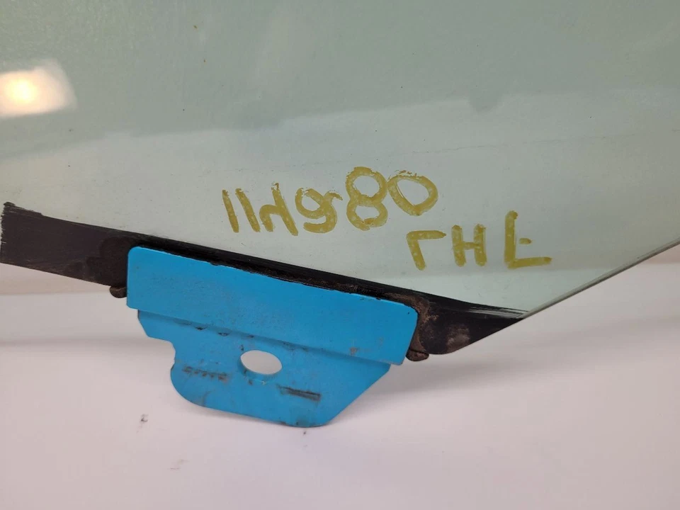 2013 - 2014 CHEVROLET MALIBU Driver Left Front Door Glass Laminated Glass Foto 3 de 4