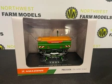 UNIVERSAL HOBBIES 6801 1:32 SCALE AMAZONE ZA-TS 4201 SPREADER