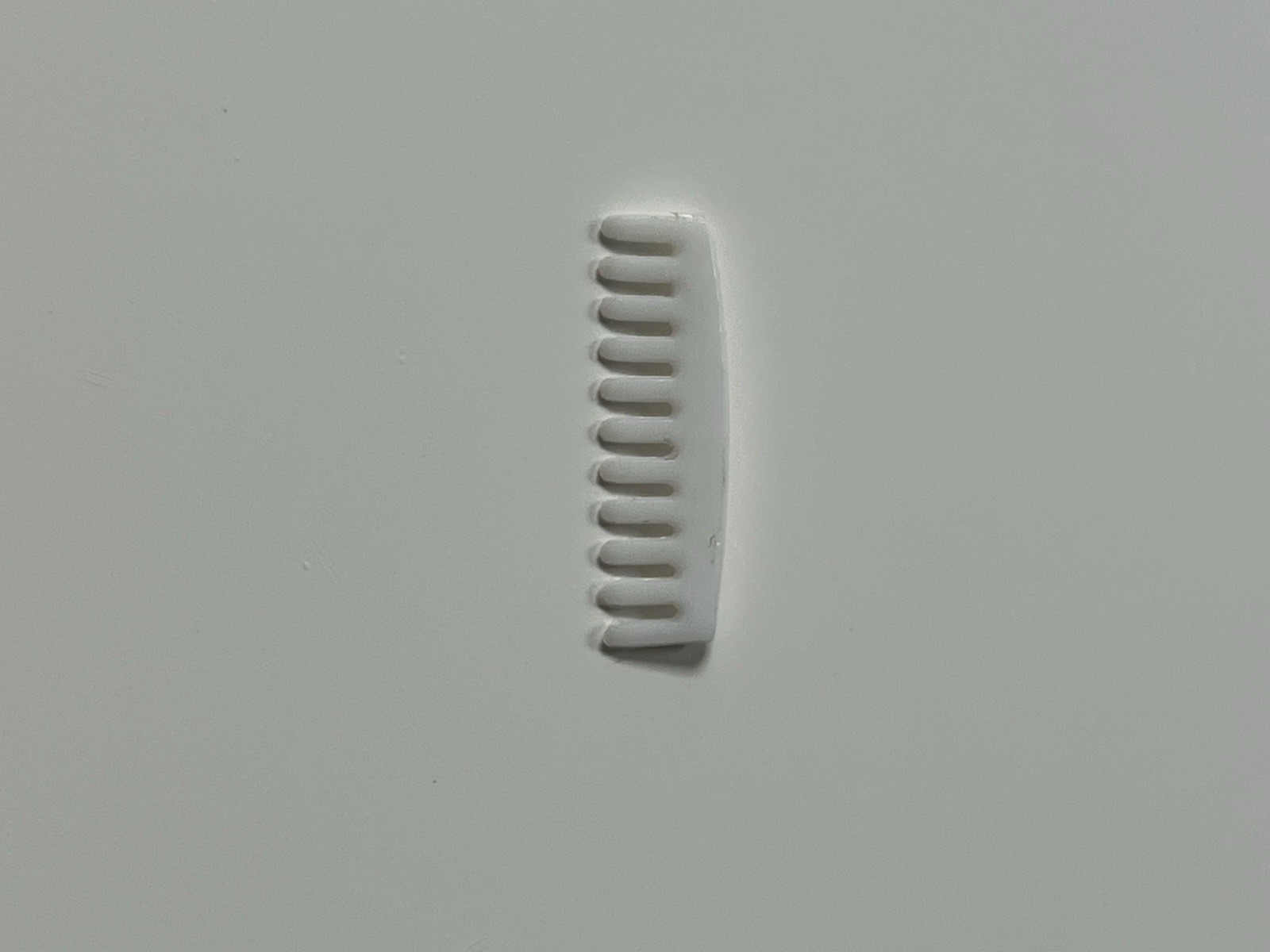 Vintage Barbie 1959 Roman Holiday  #968 White Plastic Comb