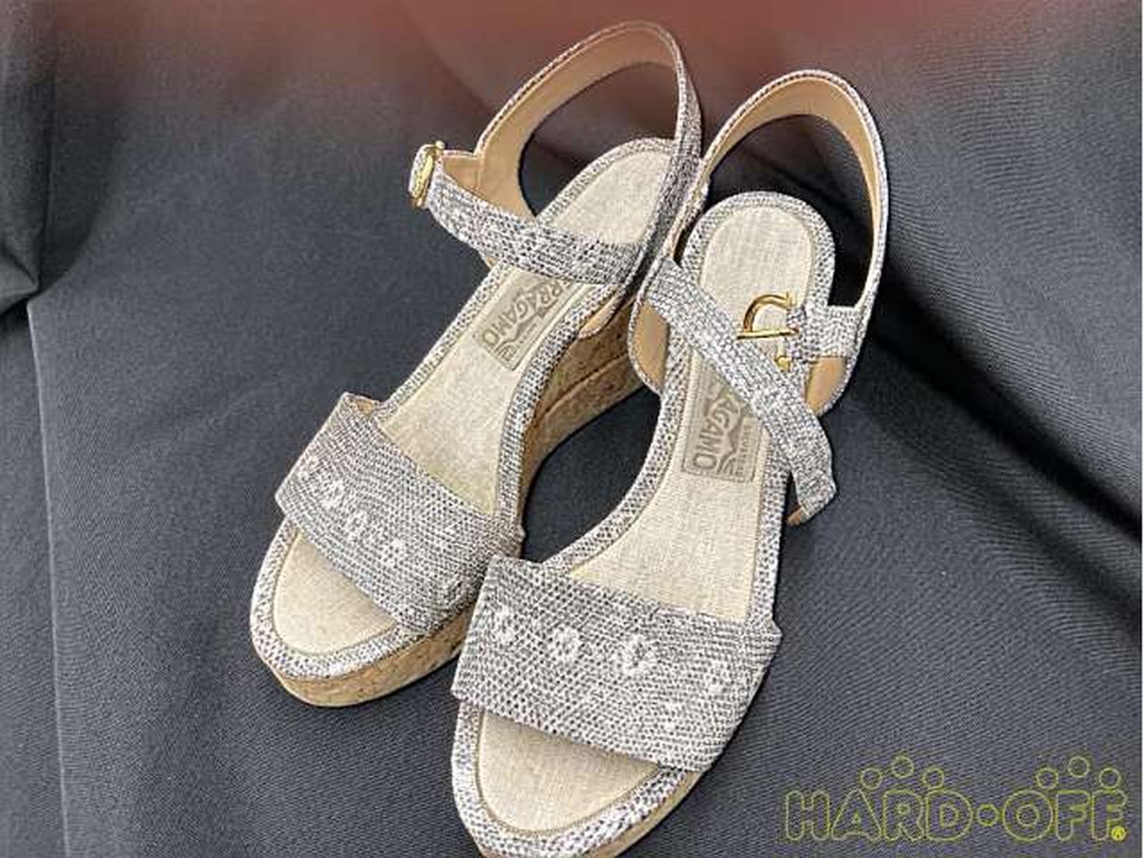 Salvatore Ferragamo Python Print Sandals FYp29 - image 1