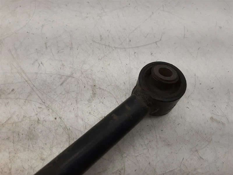 Brazo de control superior eslabón lateral trasero 11-20 DODGE JOURNEY 68079539AF Foto 3 de 4