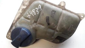 Audi A4 1995 Expansion Tank coolant (RADIATOR EXPANSION TANK BOTTL #696304-42