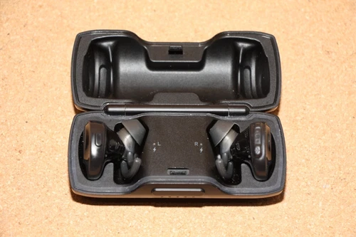 Bose Soundsport Free Wireless black Earbuds READ AS IS