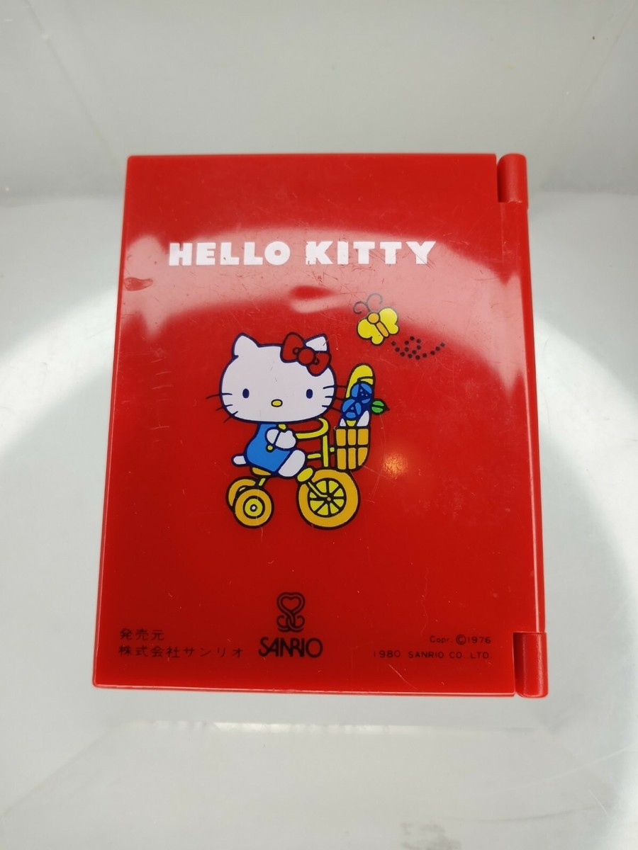 超激レア　Sanrio Hello Kitty ミラー＆コームセット 1976年 超激レア Sanrio Hello Kitty ミラー＆コームセット 1976年 超激