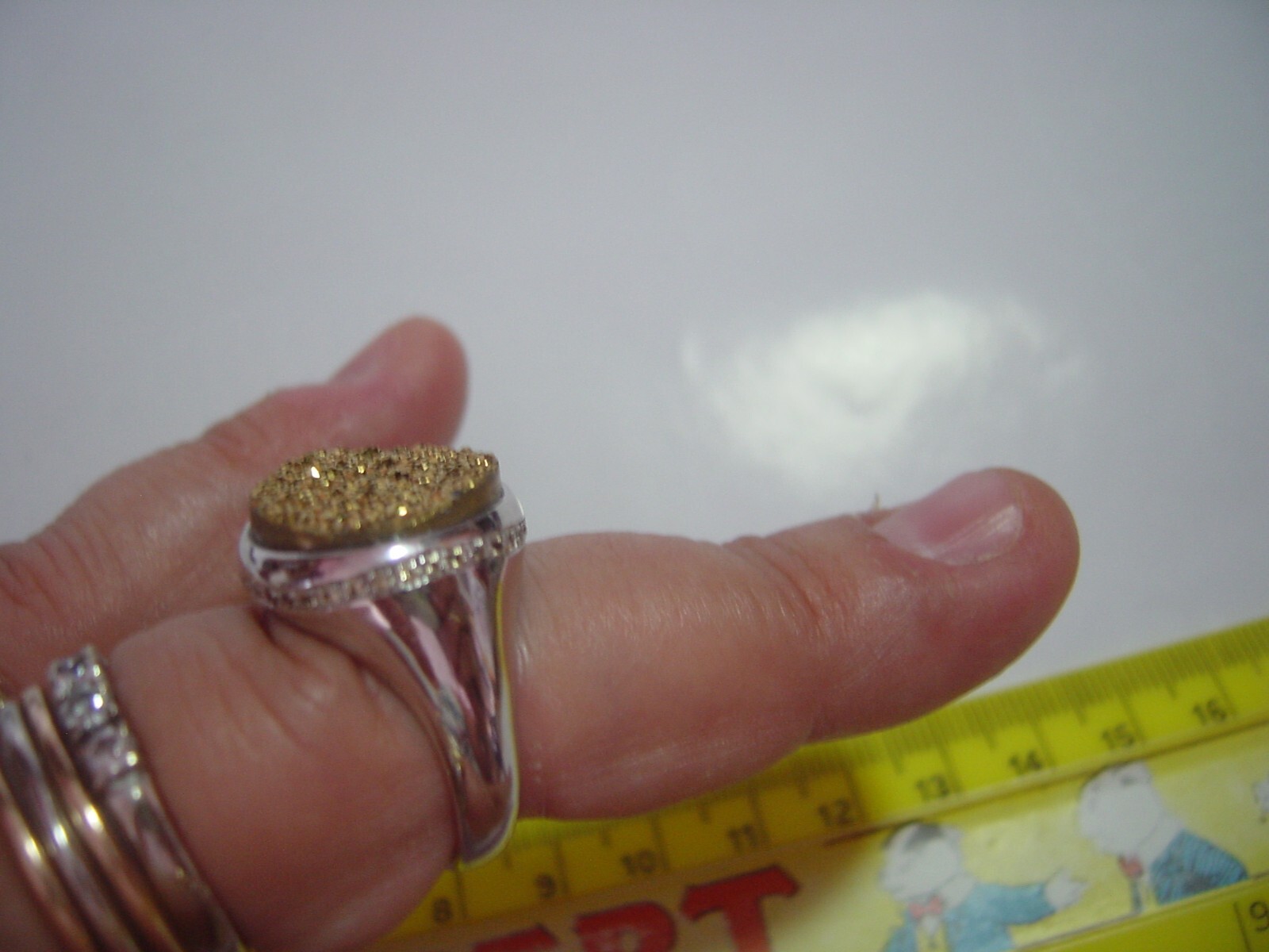 lovley Solid Silver Ring-Superb big natural gold … - image 15