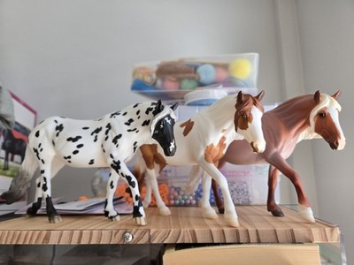 Breyer Maya Bundle 2026 Gambler's Choice Set Appaloosa Red Roan Chestnut Pinto