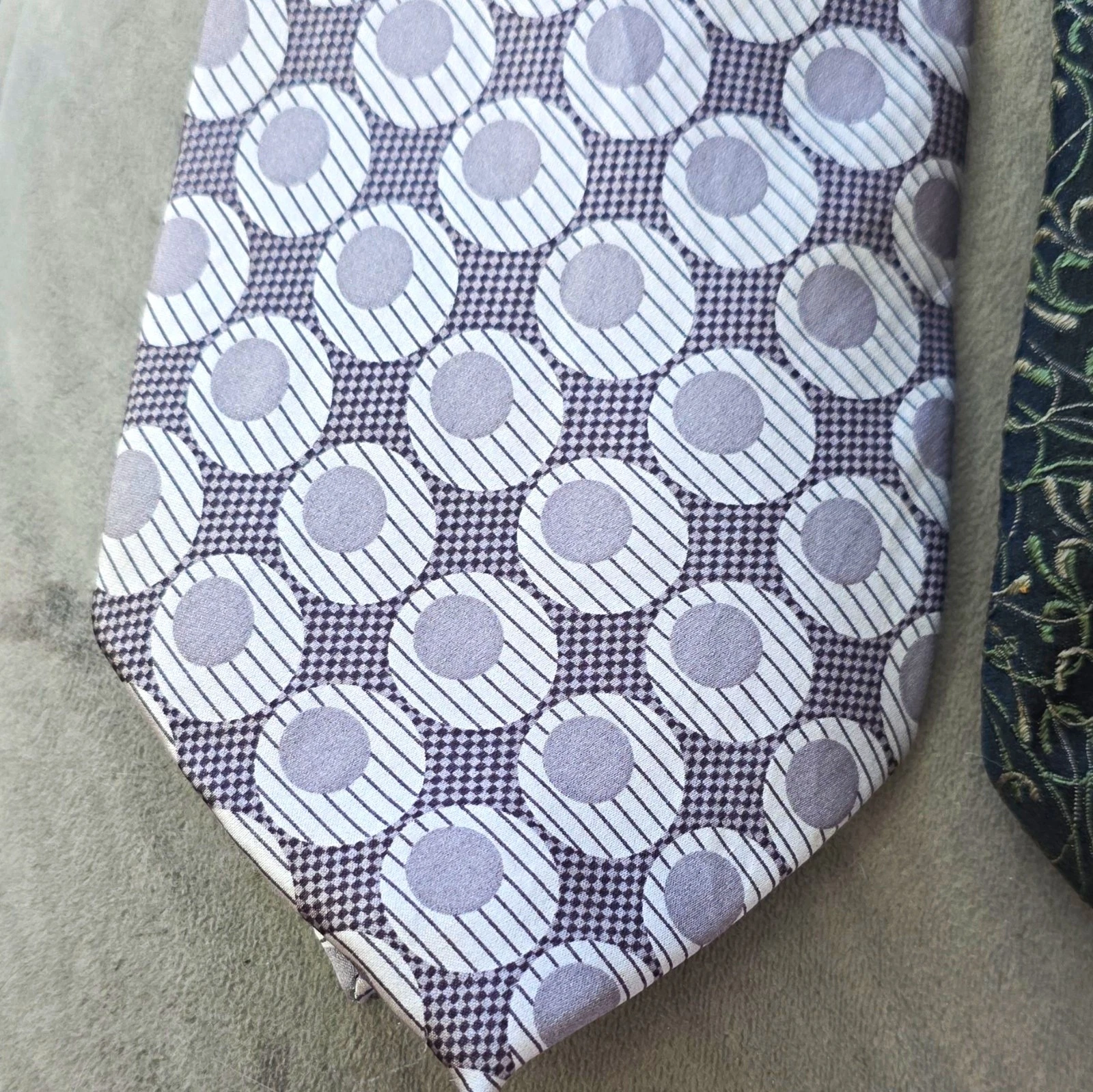 Lot of 3 Ties, 100% Silk, Diamante Alfani Stafford  image 2