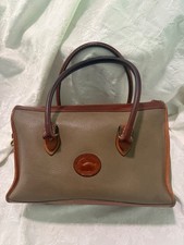 VINTAGE TWO TONE TAUPE CAMEL DOONEY  BOURKE PEBBLED LEATHER SATCHEL PURSE