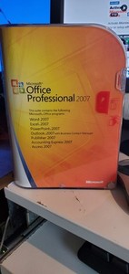 Microsoft Office Professional 2007 FACTORY SEALED