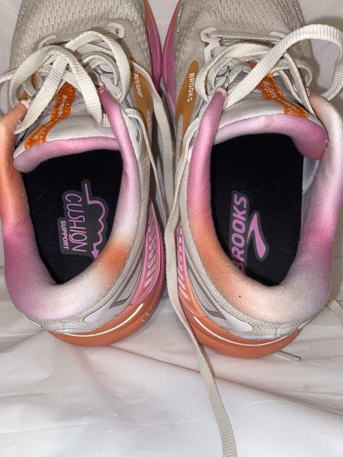 Size 8.5- Brooks Adrenaline GTS 23 White Sand Fuchsia W thumbnail 9