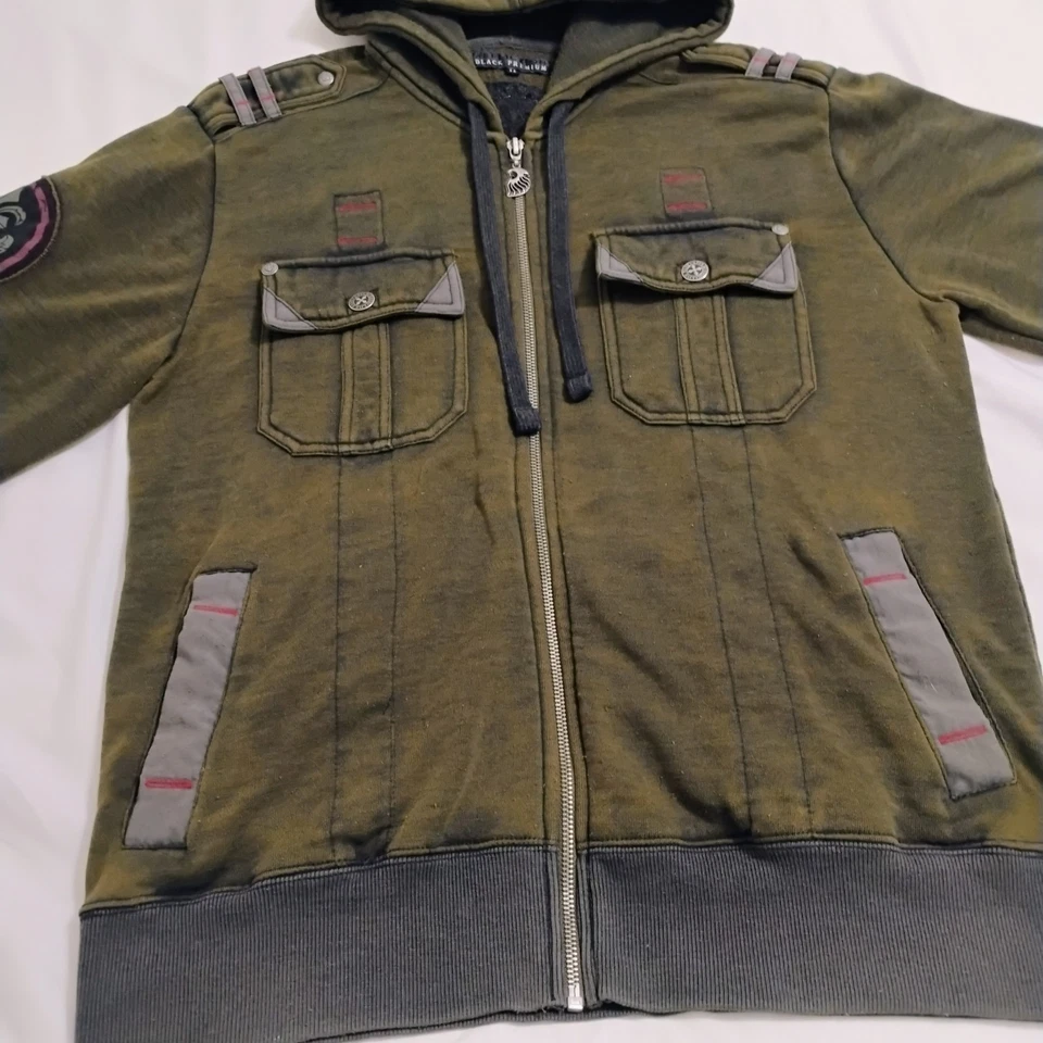 Chaqueta con Capucha Affliction Negra Premium Cremallera Verde Talla Mediana Foto 2 de 4