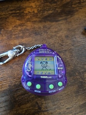 Giga Pets Bit Virtual Digital Doggie 1997 Tiger Electronics Vintage Pet Toy