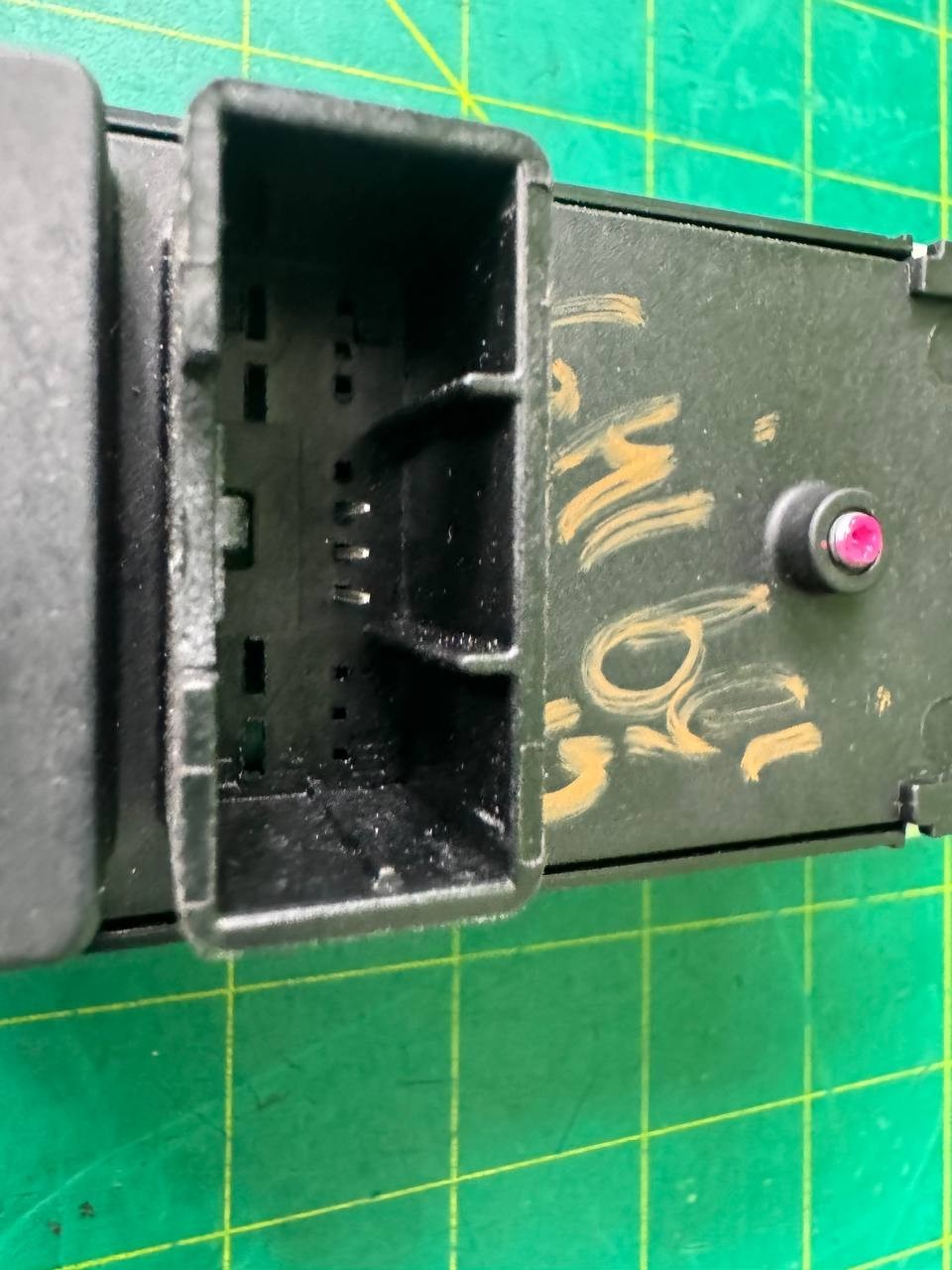 14-17 MASERATI GHIBLI FRONT LEFT WINDOW DOOR LOCK MASTER SWITCH 670025406 OEM