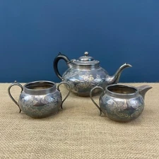 ANTIQUE COOPER BROTHERS ENGRAVED SILVER PLATED TEAPOT SUGAR BOWL & MILK JUG