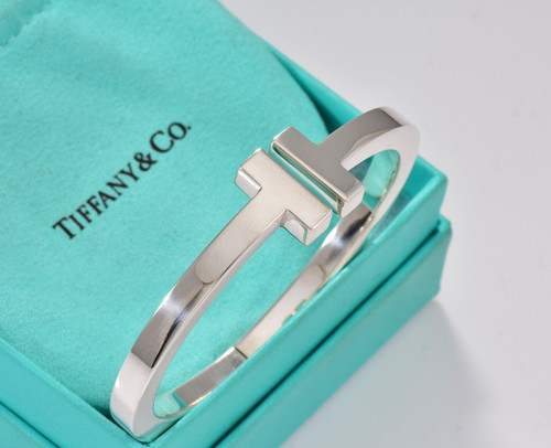Tiffany & Co Silver T Square Cuff Medium 6.25" Bracelet in Pouch Lovely Hinged