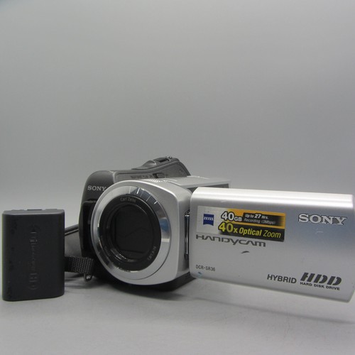 Sony Handycam DCR-SR36E Handheld High Definition Camcorder Silver Tested