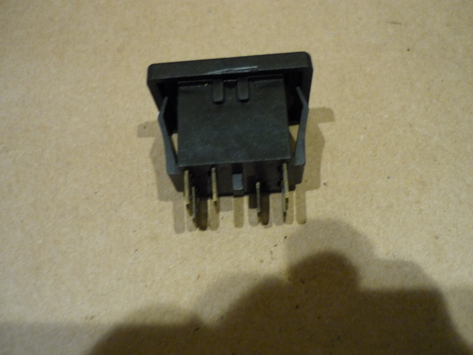 Ferrari 308 - Windows Control Switch (NEW) - P/N 60094000