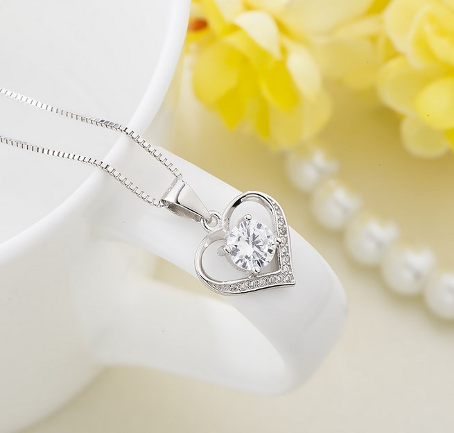 Stainless Steel Love Heart Charm Pendant Necklace – 16.5-19 Inch Chain