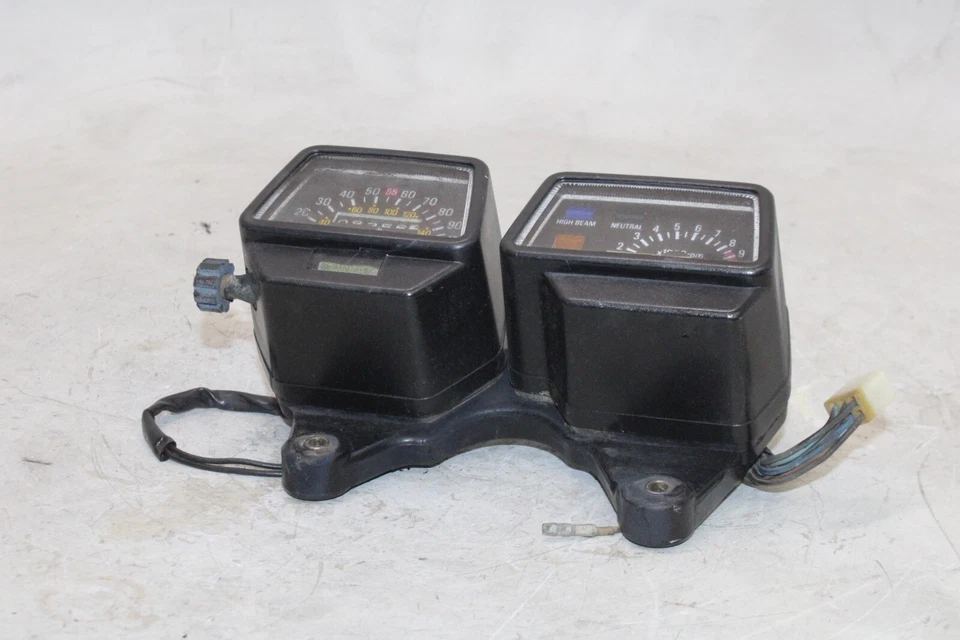 87 YAMAHA XT350 OEM CALIBRE SPEEDO TAC CONJUNTO Foto 4 de 4