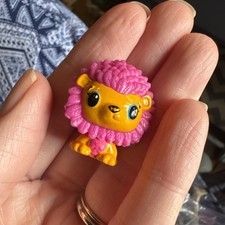 Hatchimals Colleggtibles Collectible Season 1 Lion Pink Savannah