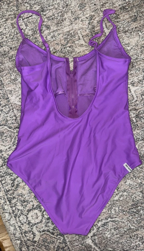 Body Glove Skylar Traje de Baño Una Pieza Borealis Púrpura Mediano Foto 4 de 4