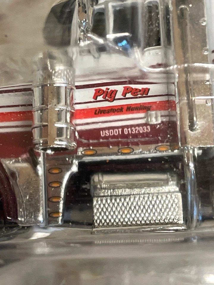 NEW DCP C.W. McCall PIG PEN Peterbilt Livestock Hauling Truck+THERMO KING SB-300 - Image 3 of 4