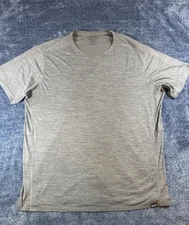 Patagonia Shirt Men's XL Capilene Lightweight Baselayer Short Sleeve Thermal