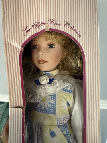 Bambola porcellana collezione Bella Rose vintage certificato incluso - Foto 6 di 9