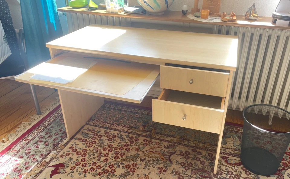 Kinderschreibtisch, gebraucht
