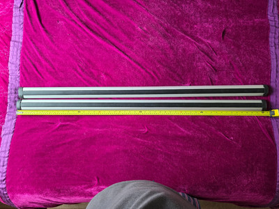 Thule Aero Bar 120cm - excellent used condition
