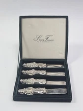 Silver Treasures by Godinger Santa Clause Cheese Butter Spread Knife Set of 4
