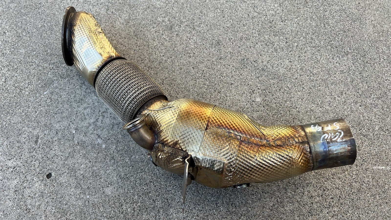 Ferrari SF90 OEM Pre-Cat Exhaust Components — RH 939970 & LH 939972