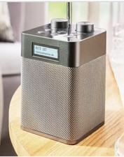 Tragbares DAB-Radio Vertikal - 2.200mAh Akku-...