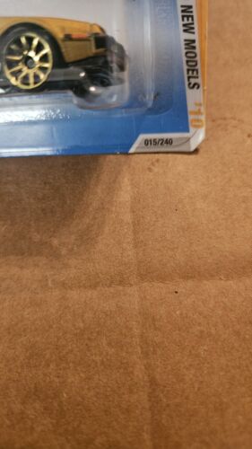 Hot Wheels 81 Delrorean DMC 12 2010 NUEVO MODELO DORADO - Imagen 3 de 4