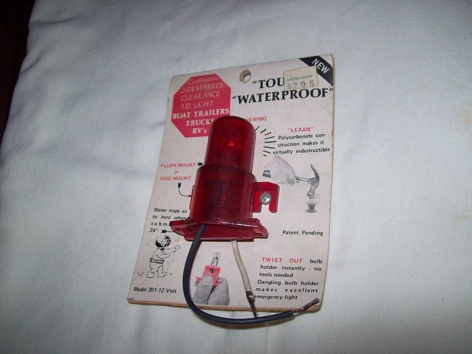 Vintage Dry Launch Light 201 12 volt tough waterproof twist-out flush side mount Foto 2 de 4