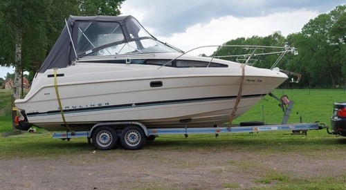 Bayliner 2355 mit 5,0 MPI und Trailer - Bild 5 von 19