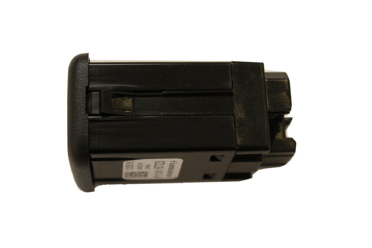 DUAL USB & SIM CARD PORT Part# 13516723 GM | eBay 