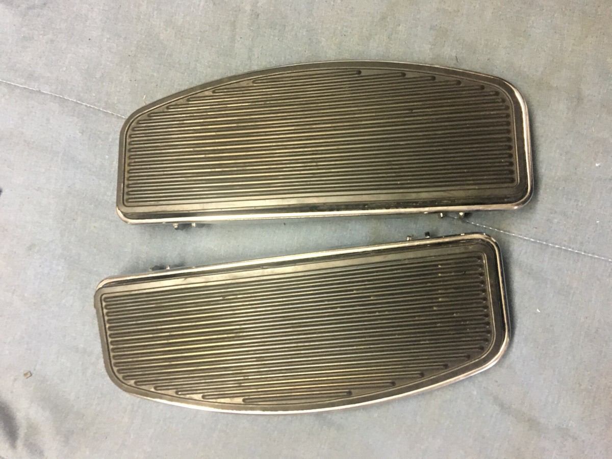 2019 Harley Road Glide Ultra Floorboards Driver Front 50614-06