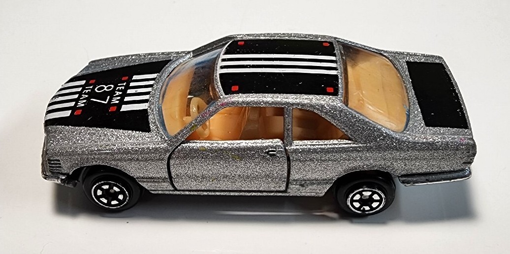 Vintage Yatming #1087 Silver Mercedes-Benz 500SEC Coupe 1/64