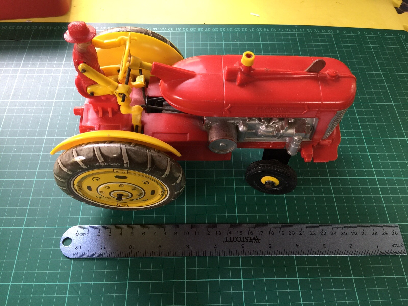 VINTAGE MARX TOY REVERSIBLE DIESEL ELECTRIC TRACTOR 1950's FARMING