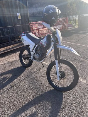 Honda XLR 125R 1999 - Image 1 of 4