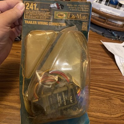 (1065) NOS Hoppy Lite Mate 241  Vehicle Connector Wiring Kit  PART 1 BLUE CARD