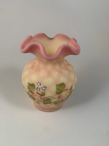 Fenton Art Glass Burmese Diamond Optic Roses Vase Signed Liz A. Farley