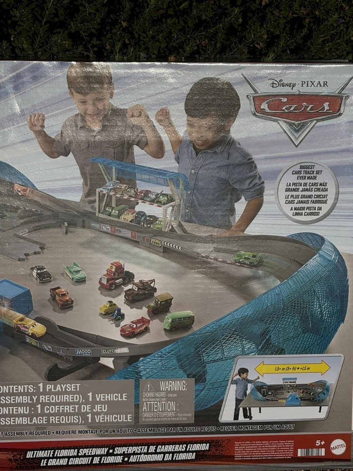 Disney Pixar Cars Ultimate Florida Speedway Juego Lightning McQueen Incluido Foto 2 de 4