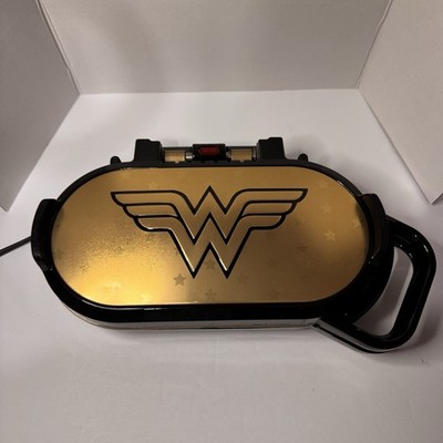 Wonder Woman Pancake Maker DCW-300CN Gold Double Griddle Tested Works