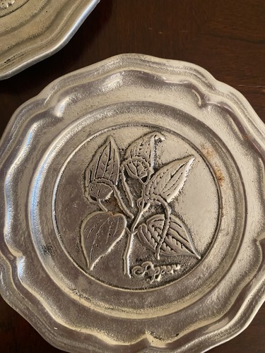 5 Vintage Wilton Columbia PA USA Spices Engraved Pewter Metal Coasters 4.5” D - 第 7/13 張圖片