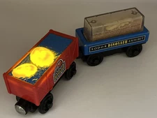 Thomas & Friends Wooden Train DINO FOSSIL DISCOVERY & EGG CARS Light Up EUC
